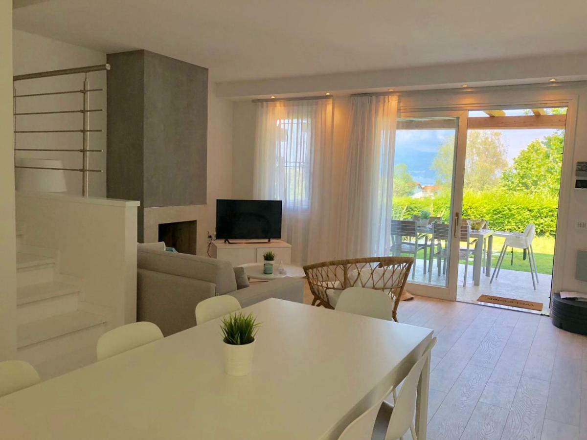 Italia Living Villa Padenghe sul Garda Bagian luar foto