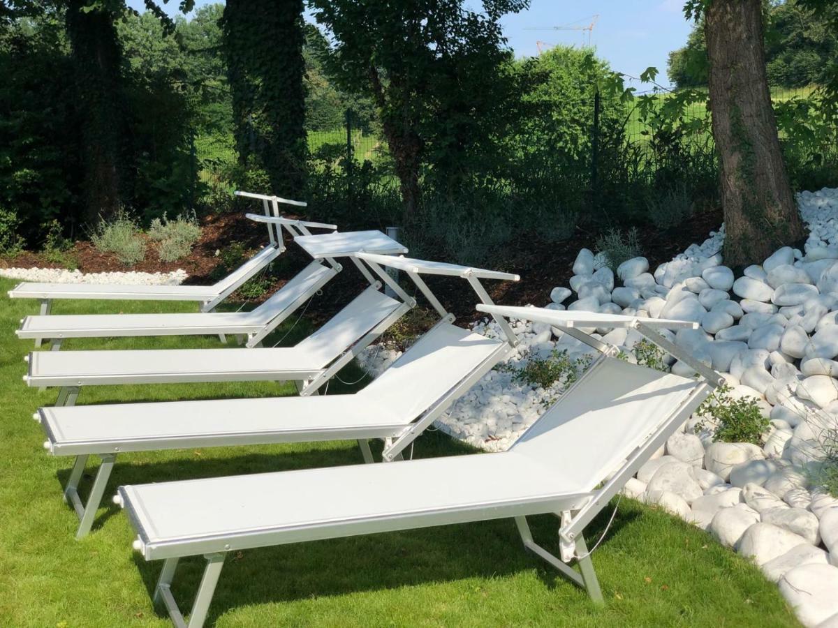 Italia Living Villa Padenghe sul Garda Bagian luar foto
