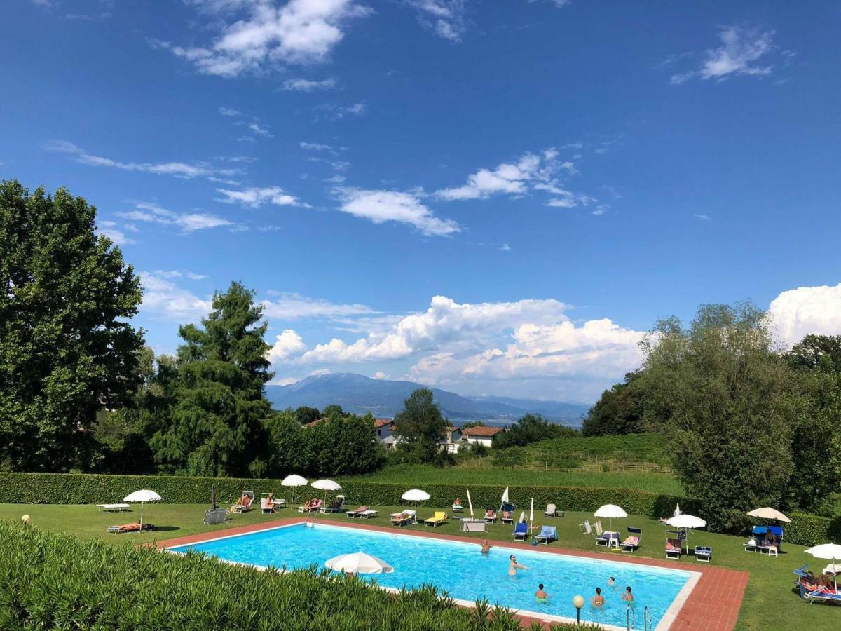 Italia Living Villa Padenghe sul Garda Bagian luar foto